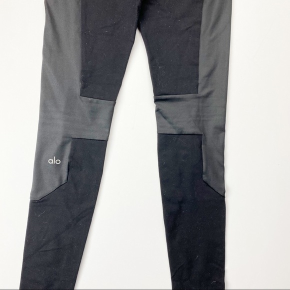 Alo Yoga Black Leggings Workout Pants Yoga Athleisure Womens Small - Picture 7 of 13
